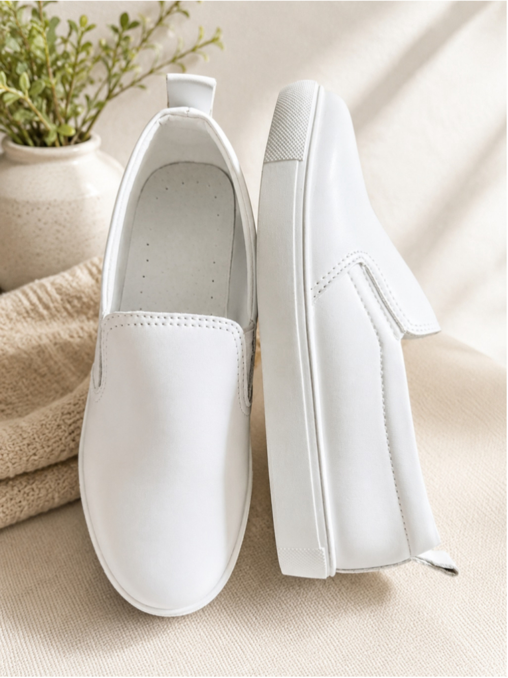 Women’s White Minimalist Slip-On Casual Sneakers – Size 6 (New) - Picture 4 of 6